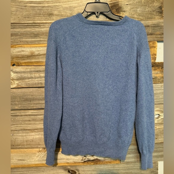 DUNCAN CAMERON of
Hawick- Size large-100% Cashmere - Picture 4 of 6